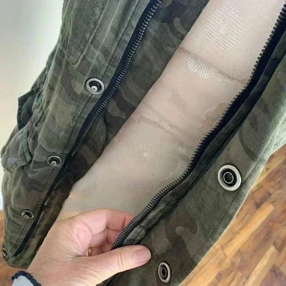 NWT Sanctuary camouflage vest XS - Picture 4 of 9